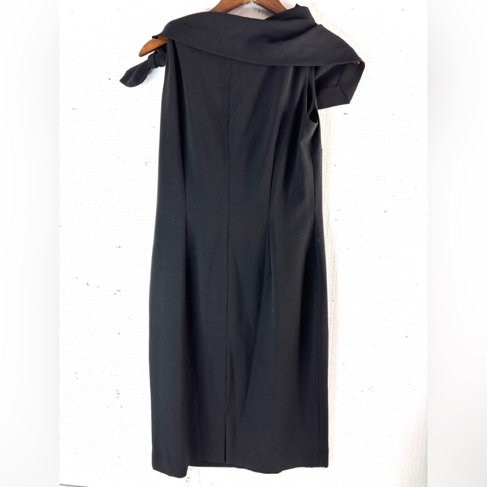 Ellen Tracy 8 Sleeveless Classic Black Dress w Asymmetrical Neckline - Funeral - Picture 2 of 10